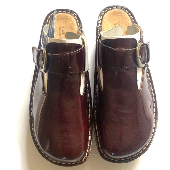 Croft & Barrow marron clogs, Size 8 1/2, NWT - Picture 6 of 9